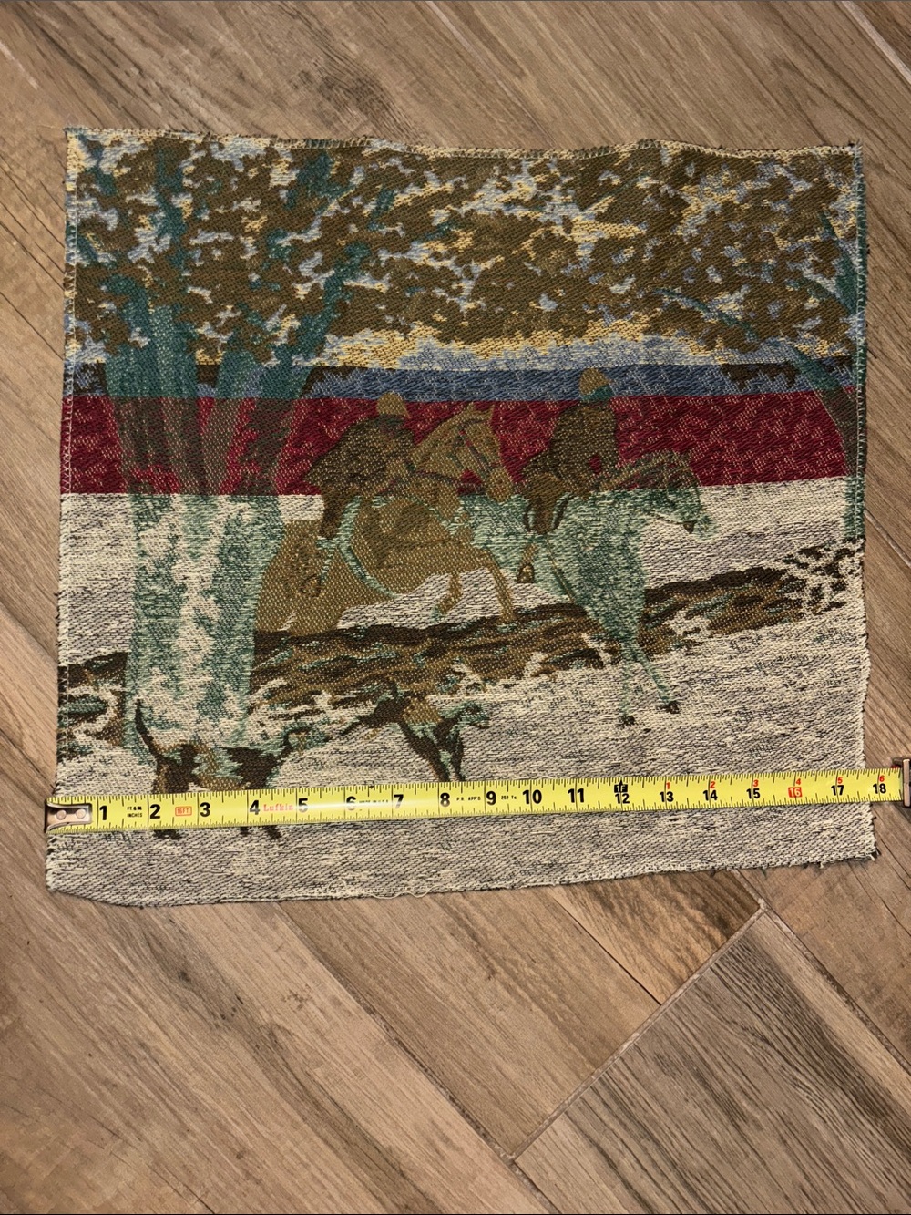 Vintage Equestrian Tapestry Panel - Picture 8 of 9